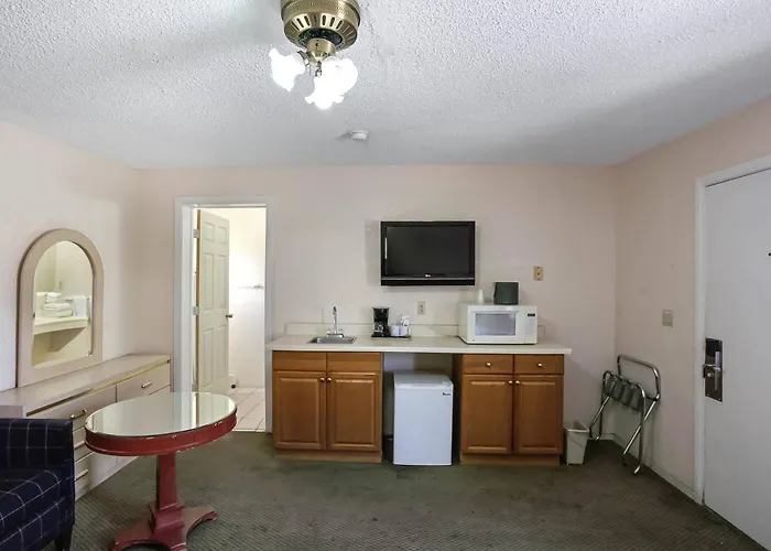 Hotel Oyo Az - I-8 Us-95