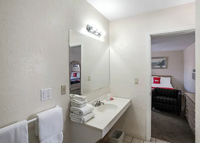 Oyo Az - I-8 Us-95 Hotel 3*